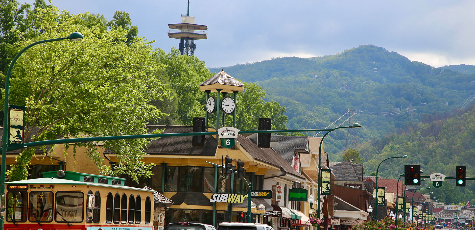 Downtown Gatlinburg (Spring 2018) | Gatlinburg Attractions | Things To Do In Gatlinburg, TN